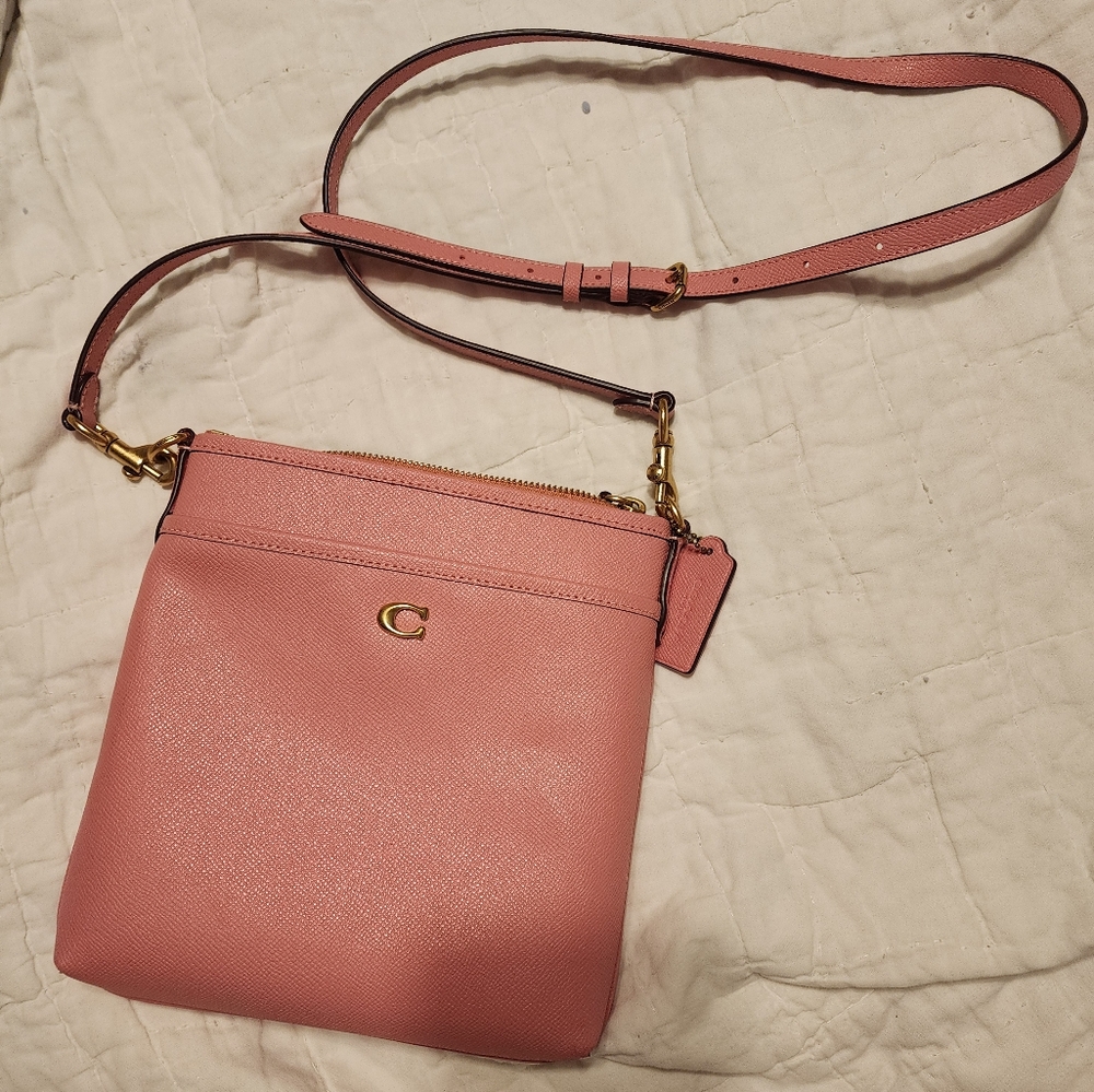 Coach Kitt Messenger Crossbody Bag CC526